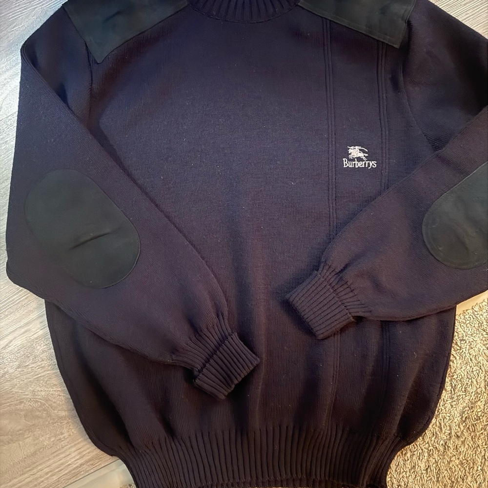 LIKE NEW! Burberry Dark Navy Crewneck Sweater with Elbow Patches suede 80s 90s e